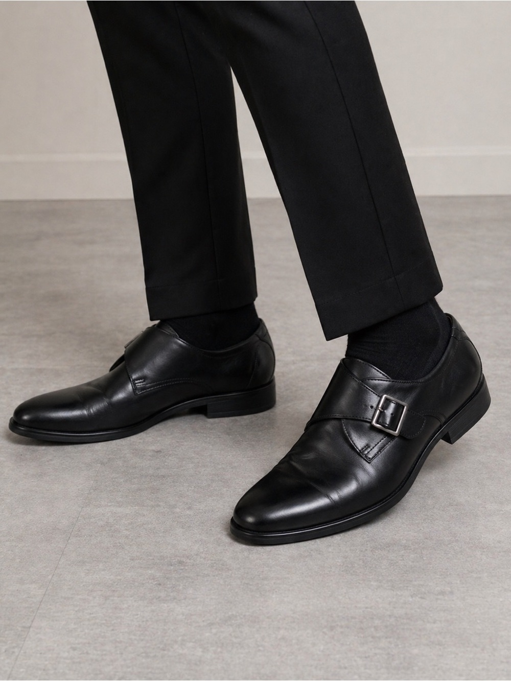 Men's Black Leather Dress Shoes